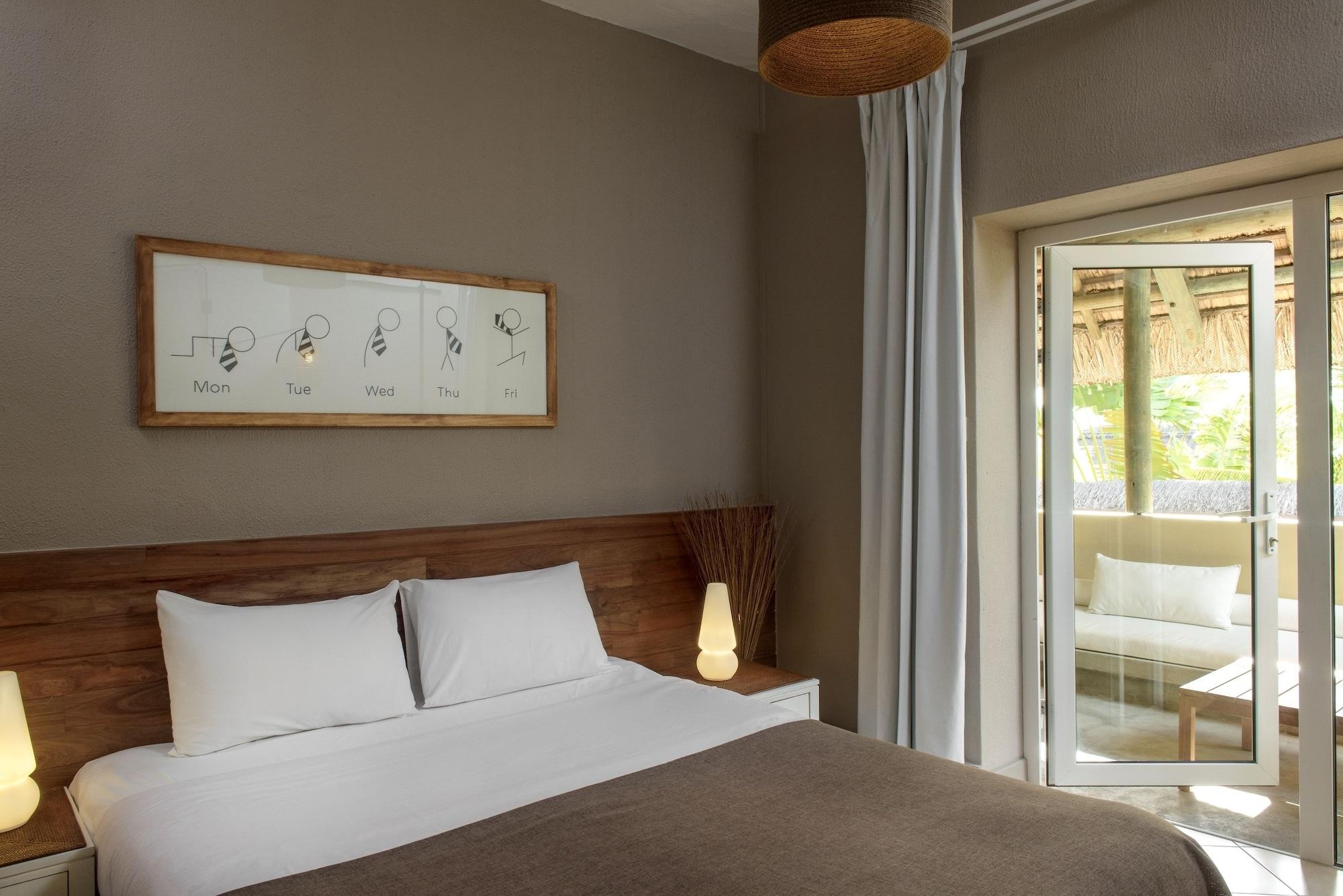 Friday Attitude Hotel Trou d'Eau Douce Exterior photo